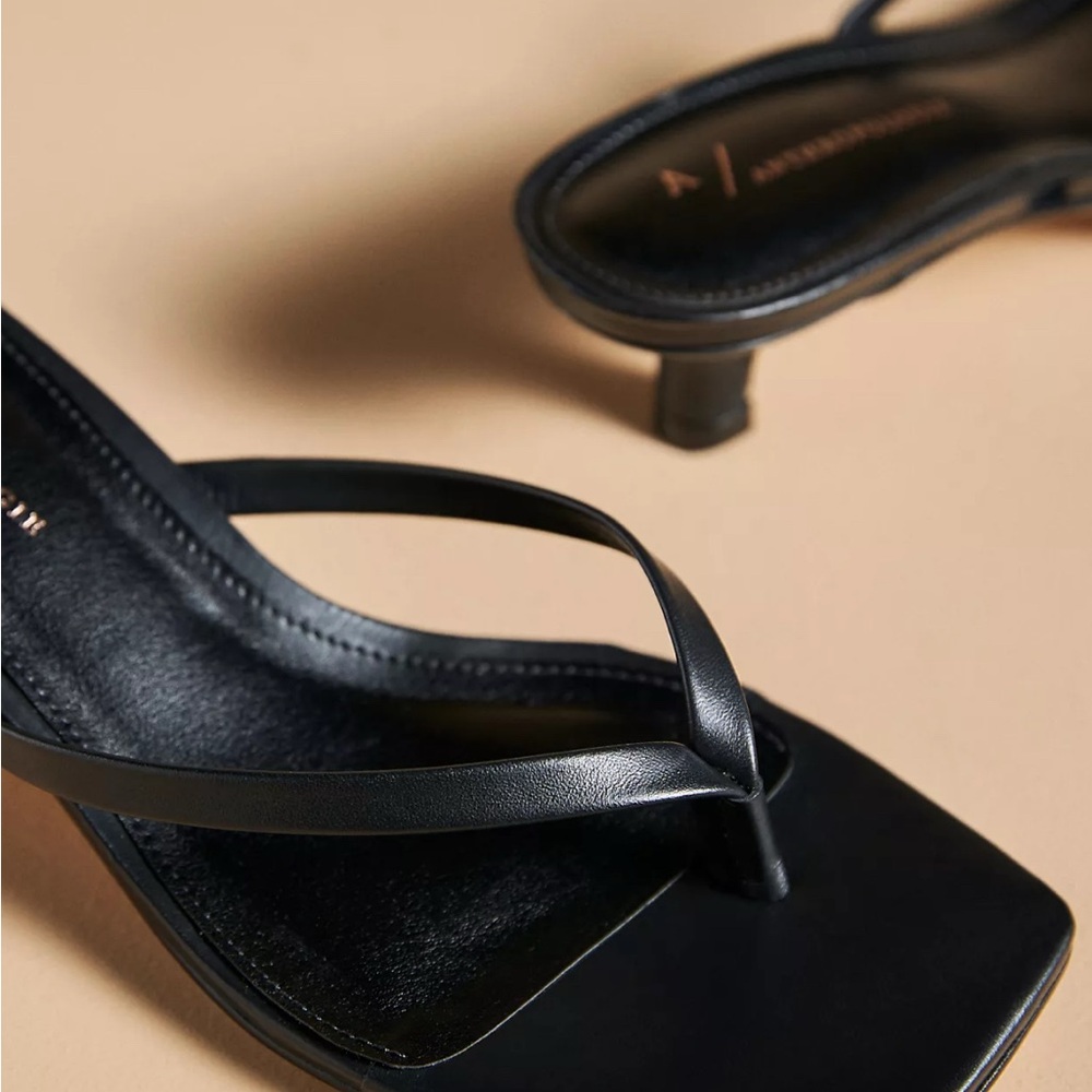 NWT Anthropologie Thong Kitten Heels